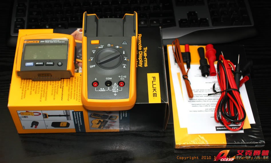 Fluke 233 數(shù)字萬用表(真有效值、遠(yuǎn)程控制、顯示分離)圖片